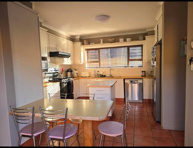 5 BEDROOM PROPERTY TO RENT IN GOEDEHOOP